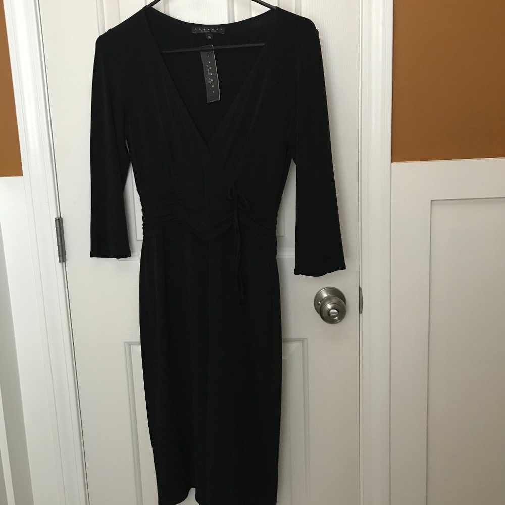 Laundry by Shelli Segal Black size 6 Dress